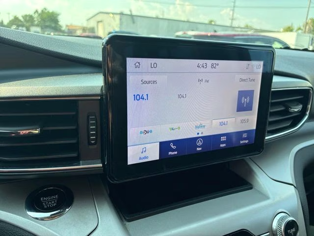 2023 Silver Metallic Ford Explorer XLT RWD SUV