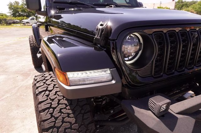 2025 Black Clearcoat Jeep Wrangler Sahara 4X4 SUV
