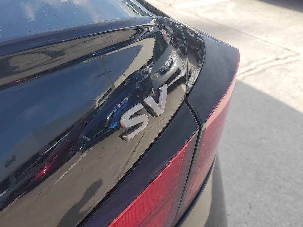2023 Super Black Clearcoat Nissan Altima 2.5 SV FWD Sedan