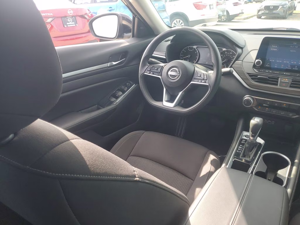 2023 Super Black Clearcoat Nissan Altima 2.5 SV FWD Sedan