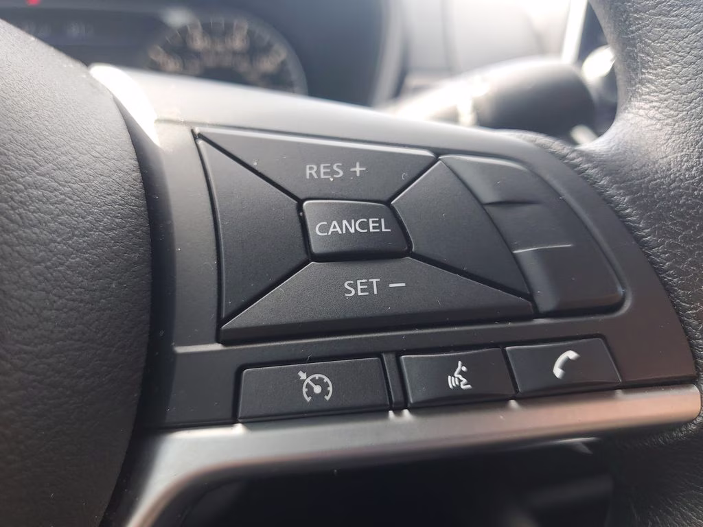 2023 Super Black Clearcoat Nissan Altima 2.5 SV FWD Sedan