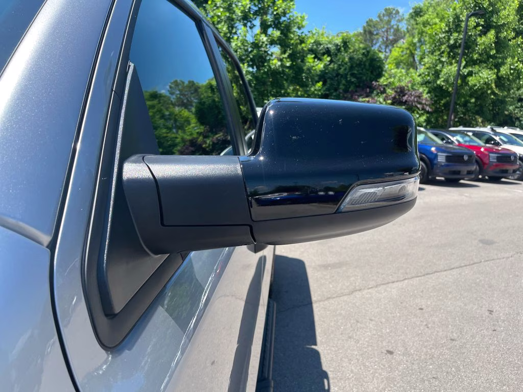 2025 Billet Silver Metallic Clearcoat Ram 1500 Big Horn/Lone Star 4X4 Truck