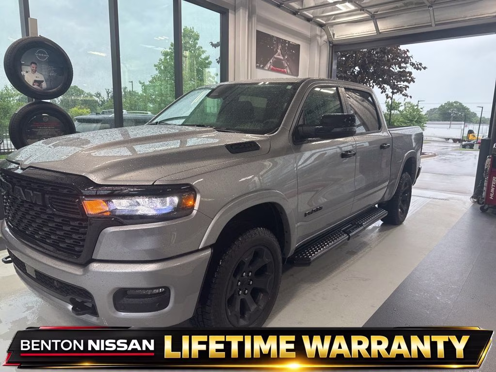 2025 Billet Silver Metallic Clearcoat Ram 1500 Big Horn/Lone Star 4X4 Truck