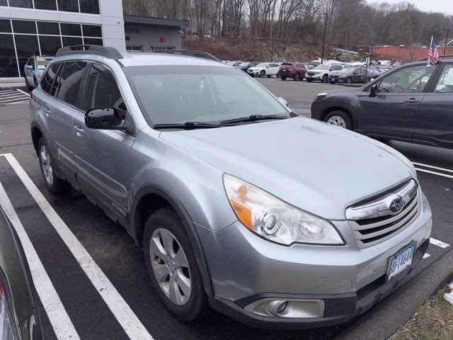 2012 Ice Silver Metallic Subaru Outback 2.5i Premium AWD SUV