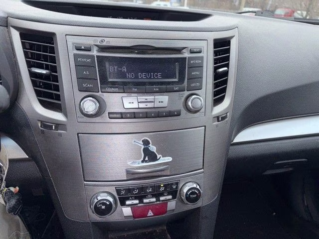 2012 Ice Silver Metallic Subaru Outback 2.5i Premium AWD SUV
