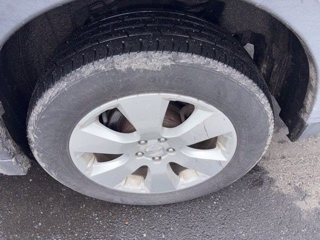 2012 Ice Silver Metallic Subaru Outback 2.5i Premium AWD SUV