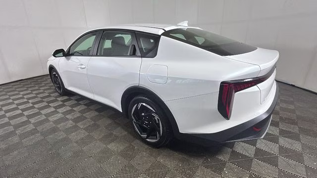 2025 Snow White Pearl Kia K4 EX FWD Sedan