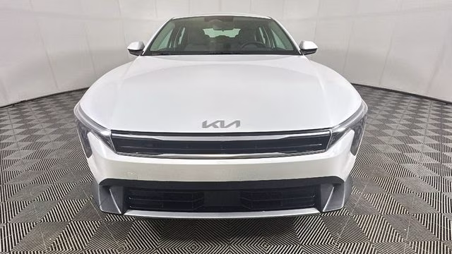 2025 Snow White Pearl Kia K4 EX FWD Sedan