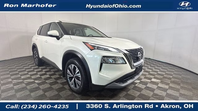 2023 Pearl White Tricoat Nissan Rogue SV AWD SUV