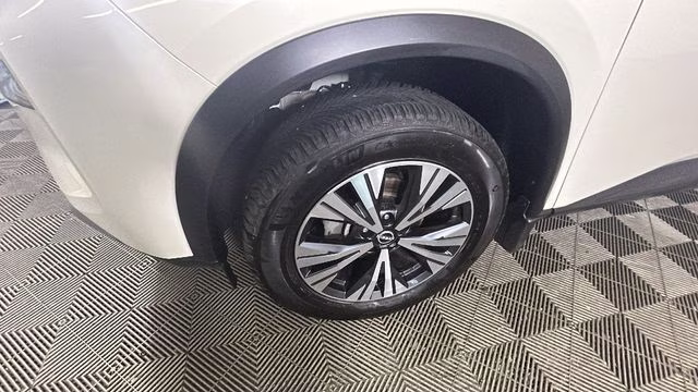2023 Pearl White Tricoat Nissan Rogue SV AWD SUV
