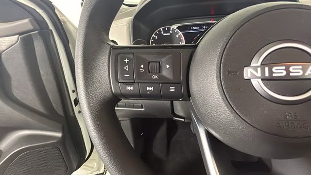 2023 Pearl White Tricoat Nissan Rogue SV AWD SUV