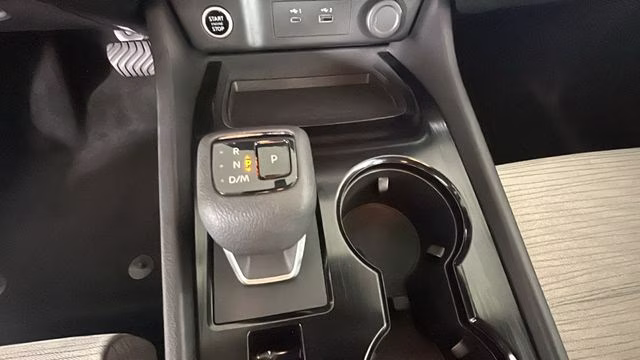 2023 Pearl White Tricoat Nissan Rogue SV AWD SUV