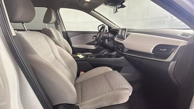 2023 Pearl White Tricoat Nissan Rogue SV AWD SUV
