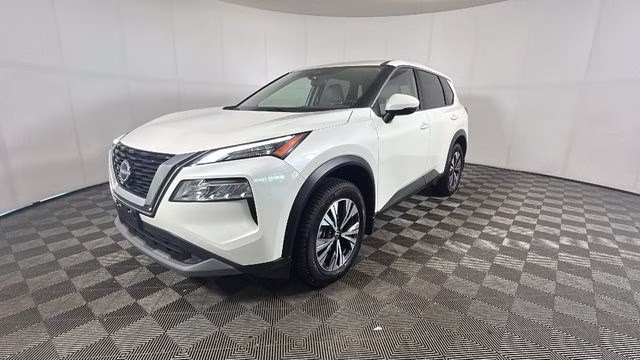 2023 Pearl White Tricoat Nissan Rogue SV AWD SUV