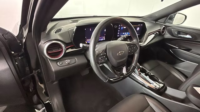 2024 Mosaic Black Metallic Chevrolet Trax 2RS FWD SUV