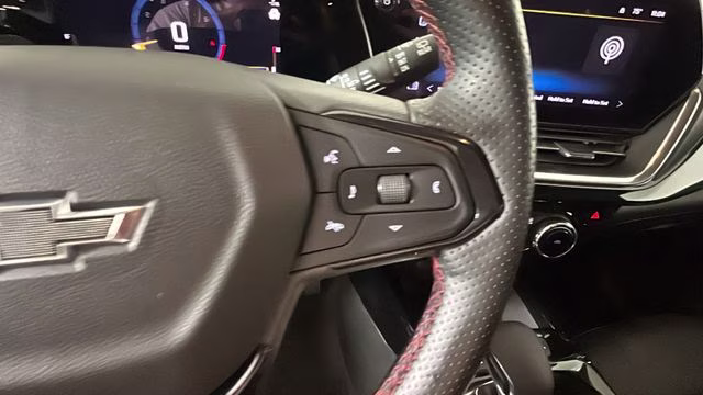 2024 Mosaic Black Metallic Chevrolet Trax 2RS FWD SUV