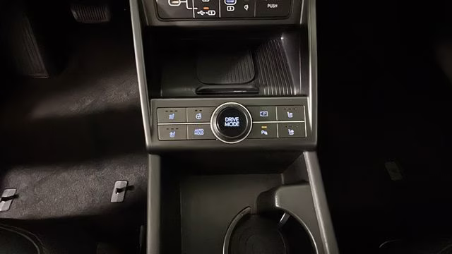 2024 Ecotronic Gray Pearl Hyundai Kona Limited FWD SUV