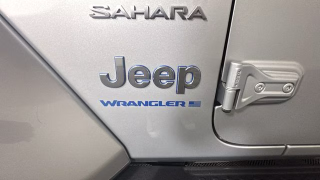2023 Silver Zynith Clearcoat Jeep Wrangler Sahara 4xe 4X4 SUV