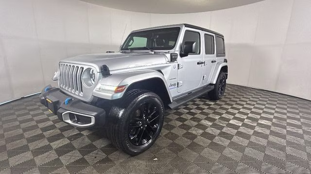 2023 Silver Zynith Clearcoat Jeep Wrangler Sahara 4xe 4X4 SUV