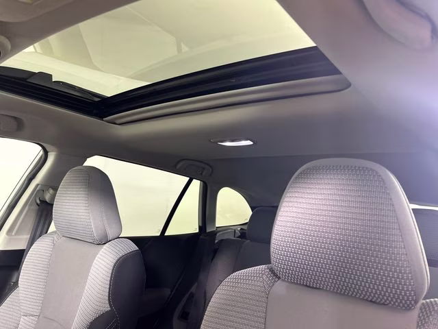 2023 Crystal White Pearl Subaru Outback Premium AWD SUV