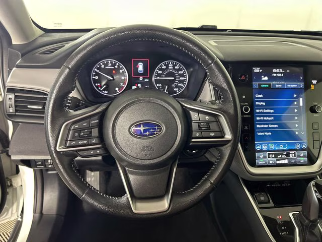 2023 Crystal White Pearl Subaru Outback Premium AWD SUV