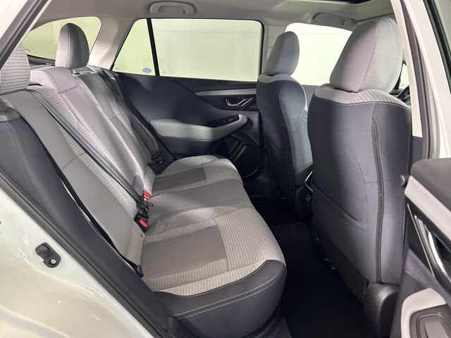 2023 Crystal White Pearl Subaru Outback Premium AWD SUV
