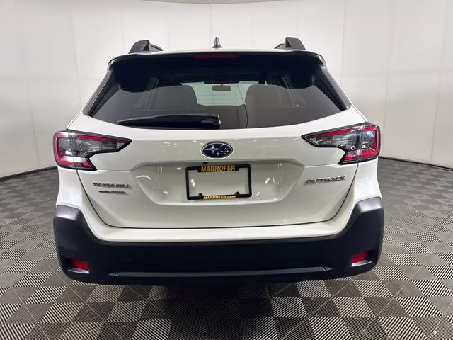 2023 Crystal White Pearl Subaru Outback Premium AWD SUV