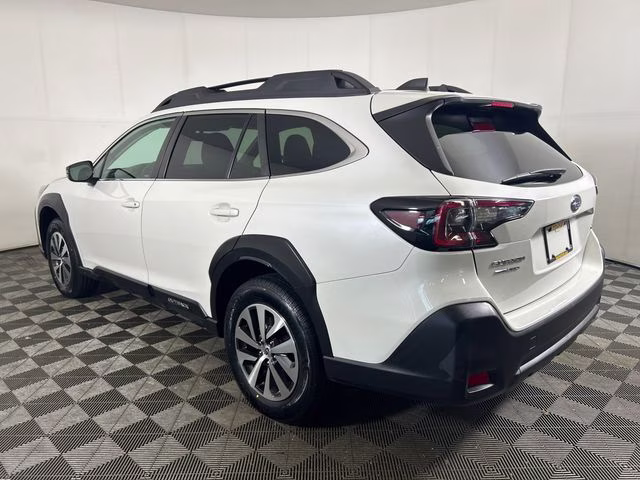 2023 Crystal White Pearl Subaru Outback Premium AWD SUV