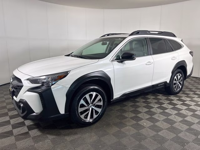 2023 Crystal White Pearl Subaru Outback Premium AWD SUV