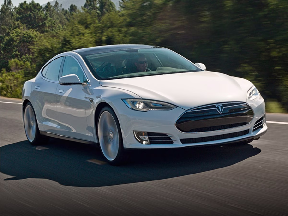 2014 Tesla Model S P85D RWD Hatchback