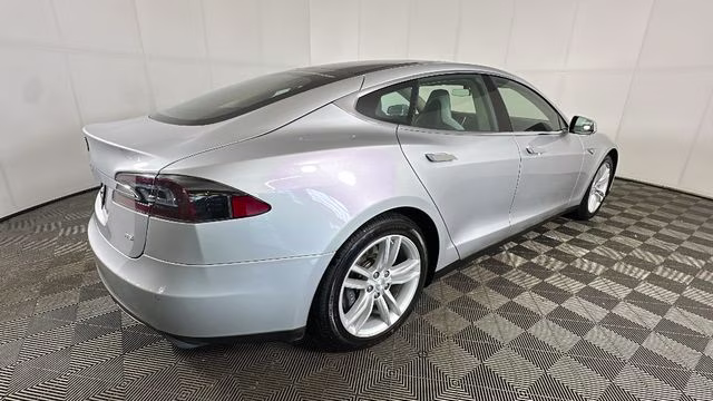 2014 Silver Metallic Tesla Model S P85D RWD Hatchback