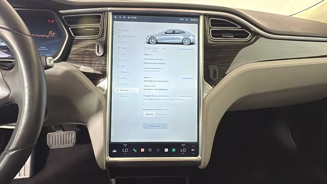 2014 Silver Metallic Tesla Model S P85D RWD Hatchback