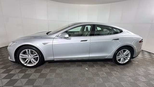 2014 Silver Metallic Tesla Model S P85D RWD Hatchback