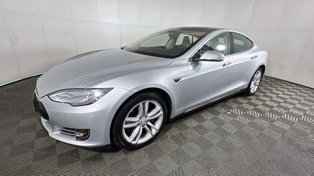 2014 Silver Metallic Tesla Model S P85D RWD Hatchback