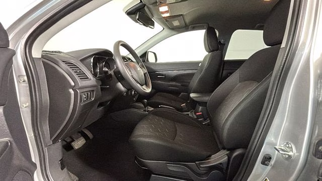 2025 Alloy Silver Metallic Mitsubishi Outlander Sport 2.0 ES 4X4 SUV