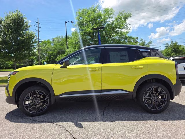 2026 Yuzu Yellow/Super Black Nissan Kicks SR AWD SUV
