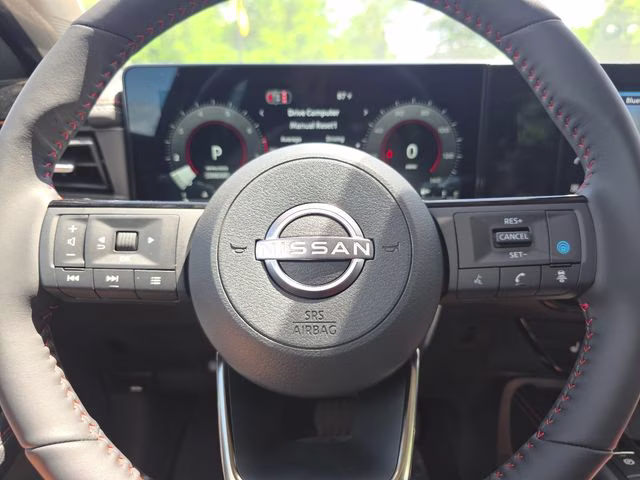 2026 Yuzu Yellow/Super Black Nissan Kicks SR AWD SUV