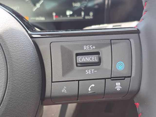 2026 Yuzu Yellow/Super Black Nissan Kicks SR AWD SUV