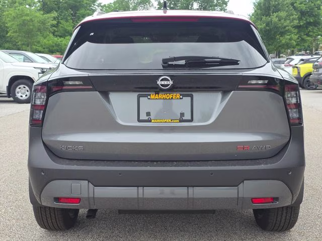 2026 Gun Metallic/Scarlet Ember Tintcoat Nissan Kicks SR AWD SUV