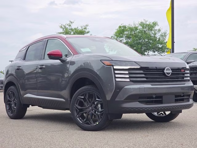 2026 Gun Metallic/Scarlet Ember Tintcoat Nissan Kicks SR AWD SUV
