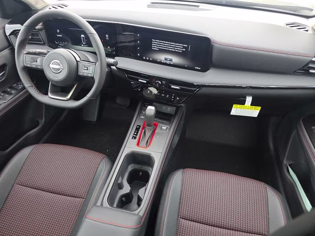 2026 Gun Metallic/Scarlet Ember Tintcoat Nissan Kicks SR AWD SUV