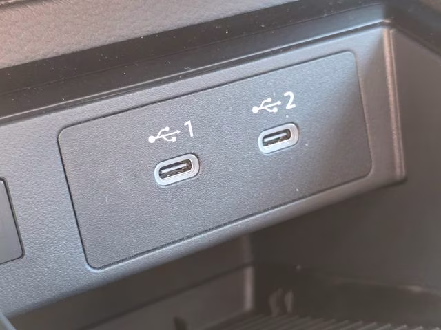2026 Arctic Ice Blue/Black Nissan Kicks SR AWD SUV