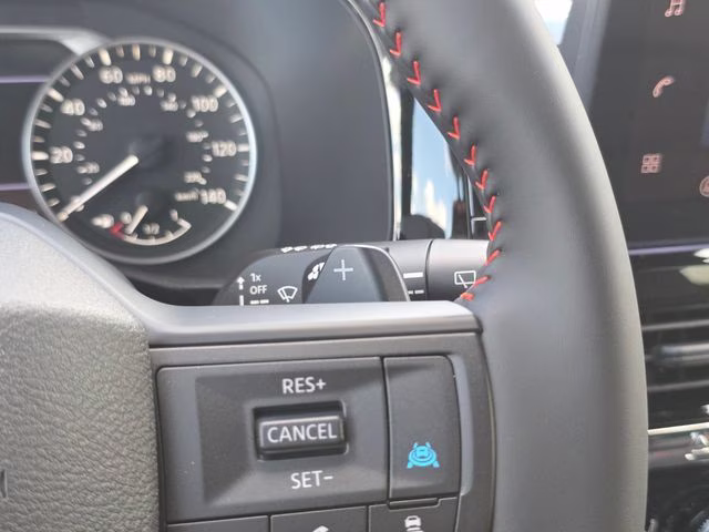 2026 Everest White Pearl/Black Nissan Pathfinder Rock Creek 4X4 SUV
