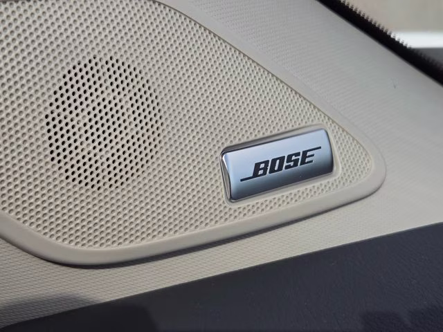 2026 Everest White Pearl Tricoat Nissan Pathfinder Platinum 4X4 SUV