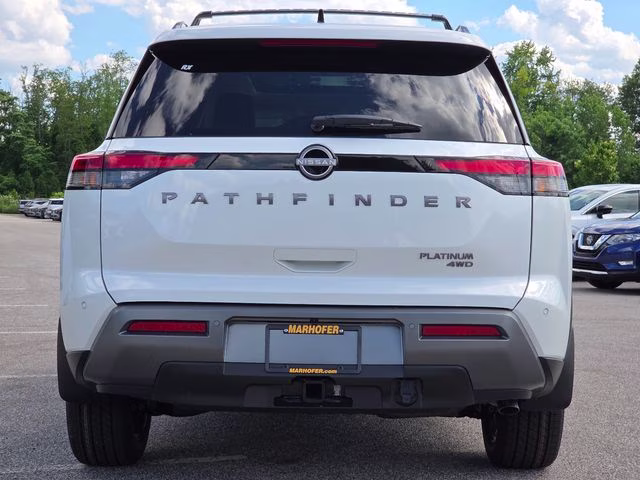 2026 Everest White Pearl Tricoat Nissan Pathfinder Platinum 4X4 SUV