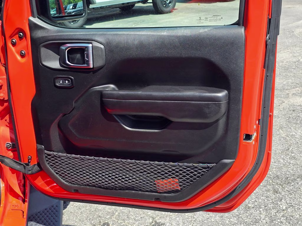 2020 Punkn Metallic Clearcoat Jeep Wrangler Sport S 4X4 SUV