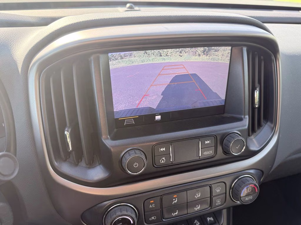 2022 Bright Blue Metallic Chevrolet Colorado Z71 4X4 Truck