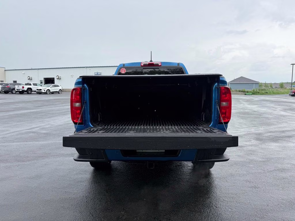 2022 Bright Blue Metallic Chevrolet Colorado Z71 4X4 Truck