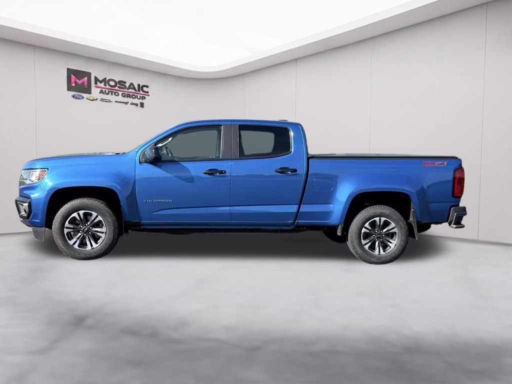 2022 Bright Blue Metallic Chevrolet Colorado Z71 4X4 Truck