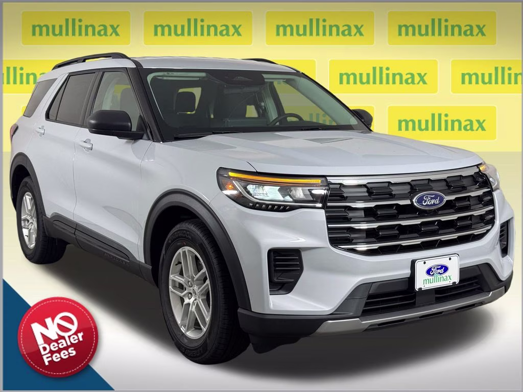 2026 Space White Metallic Ford Explorer Active RWD SUV